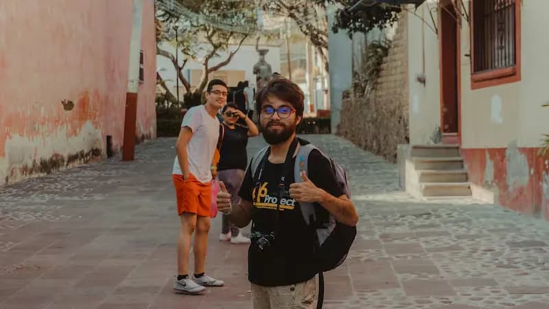 Seis de cada 10 viajeros mexicanos prefieren gastar en pequeños negocios durante sus viajes