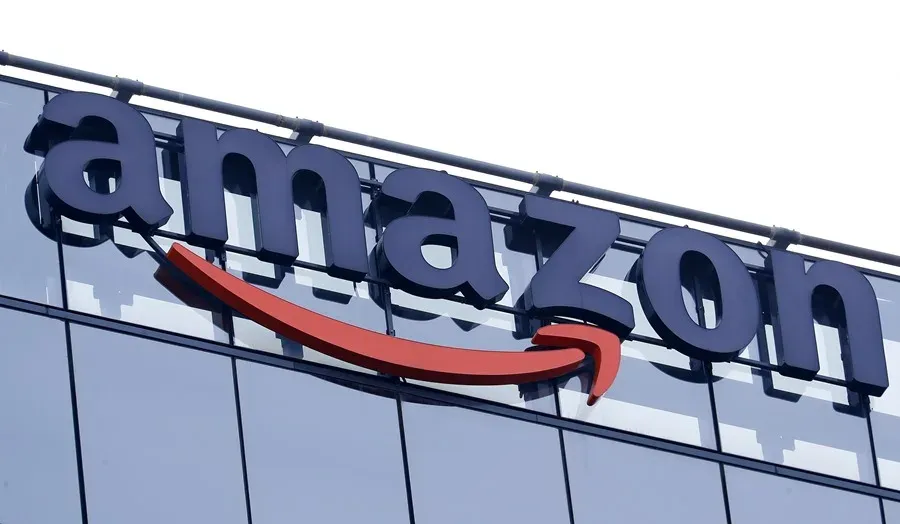Amazon enfrenta demanda por presuntamente elevar en más de 20 mil millones de dólares el costo de sus anuncios