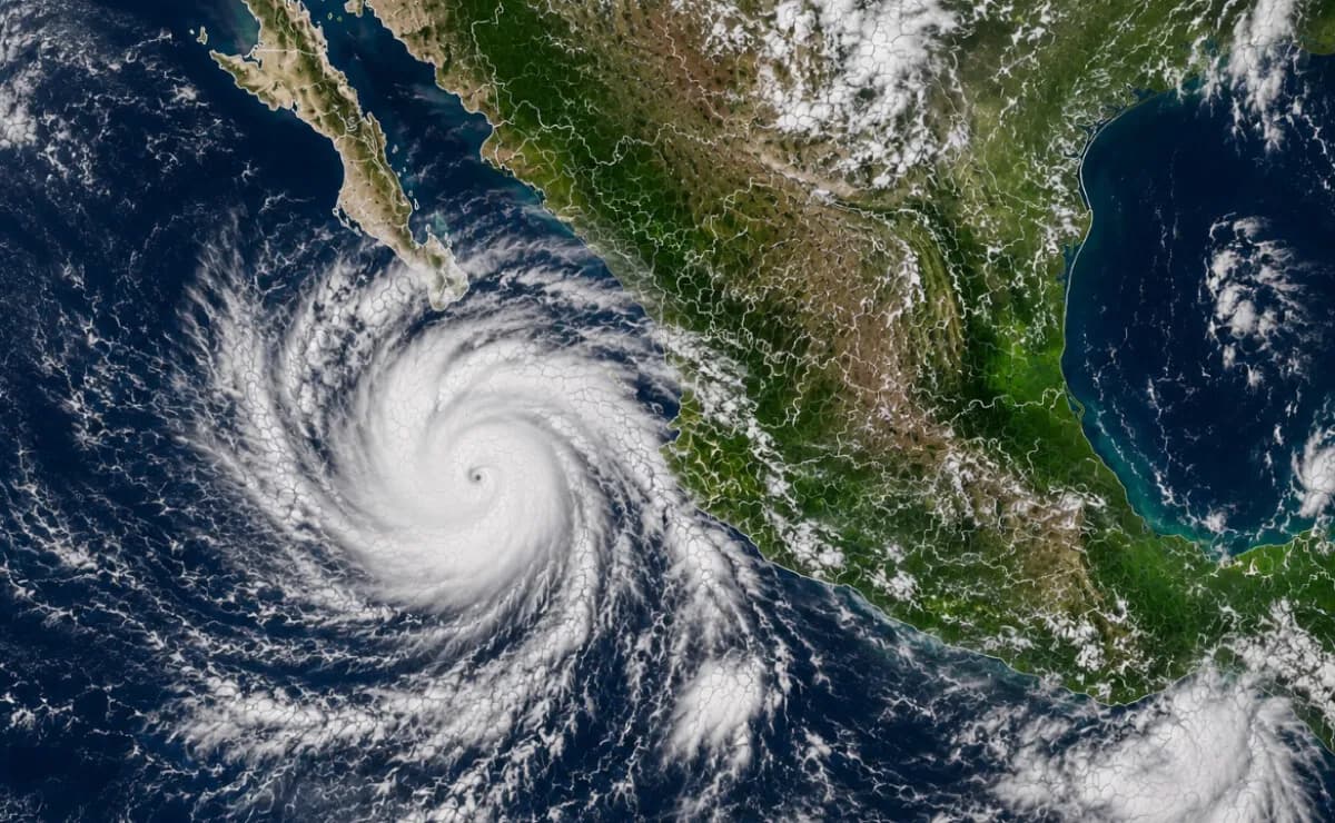Marie podría convertirse en huracán y provocará lluvias y oleaje en el Pacífico mexicano