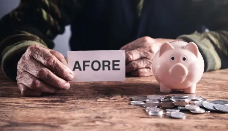 Retiros de Afores por desempleo alcanzan niveles récord en México