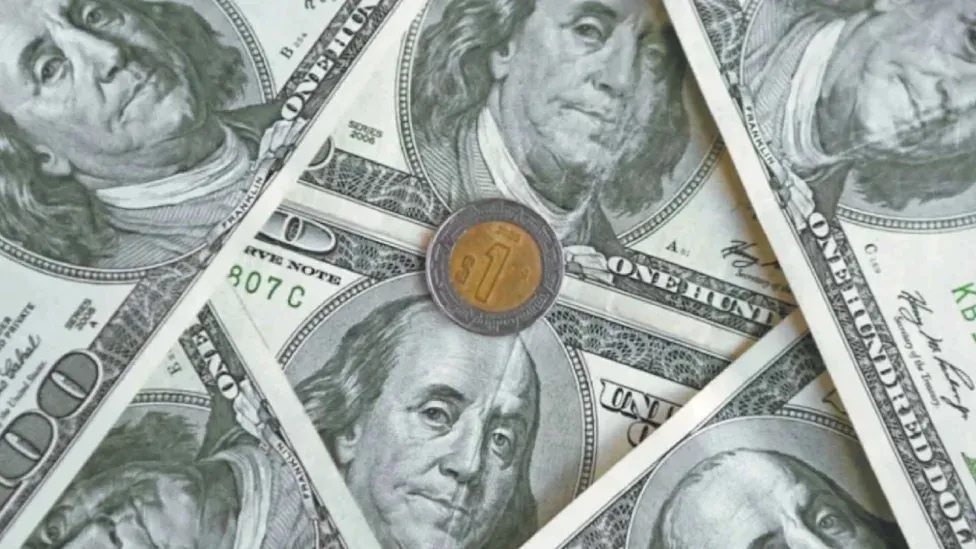 El peso vuelve a bajar de 17 por dólar y arranca septiembre entre sus mejores niveles recientes