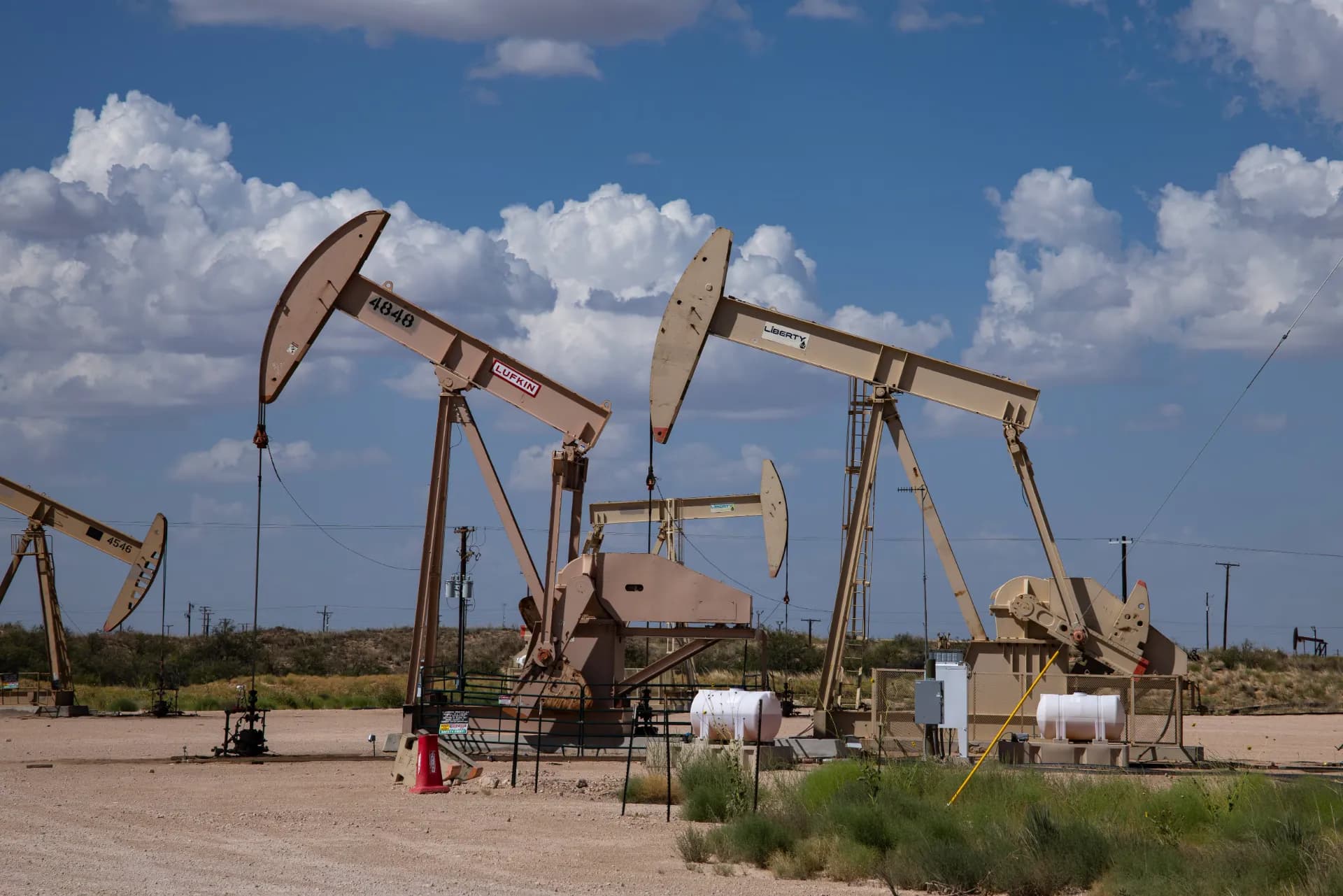 Petróleo Brent supera los 100 dólares y vuelve a encender alertas sobre inflación mundial
