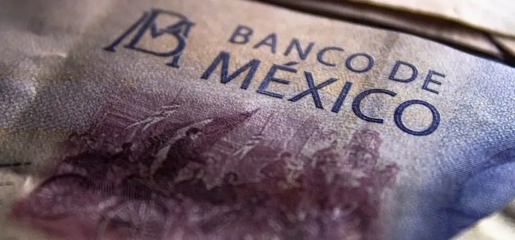 El peso fuerte comienza a representar un reto para exportaciones y turismo mexicanos