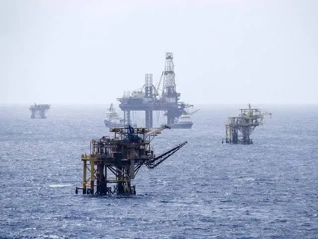 Pemex prolonga el estancamiento de su producción de hidrocarburos
