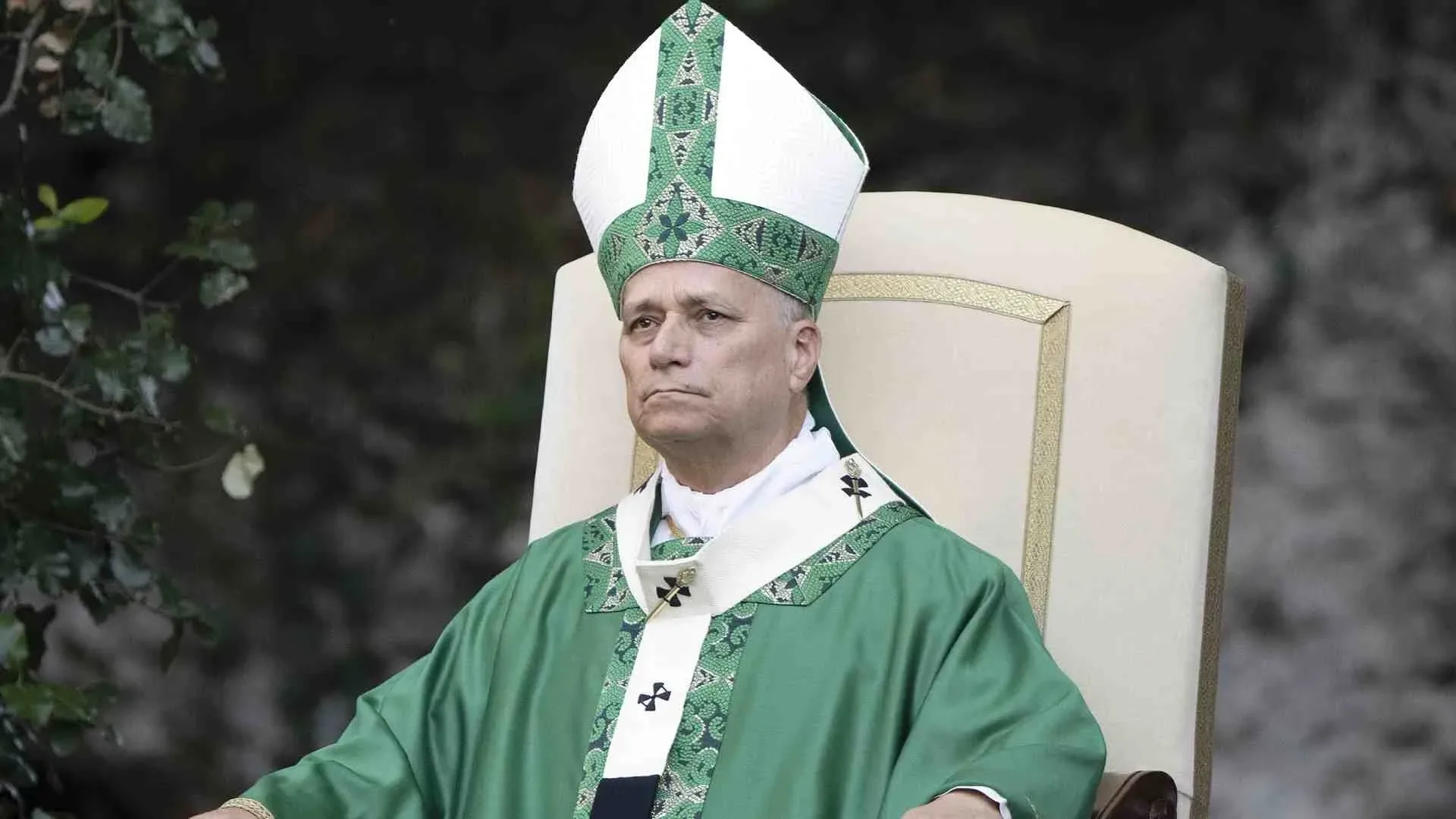 El papa León XIV comienza a caminar y recibe fisioterapia respiratoria tras su operación