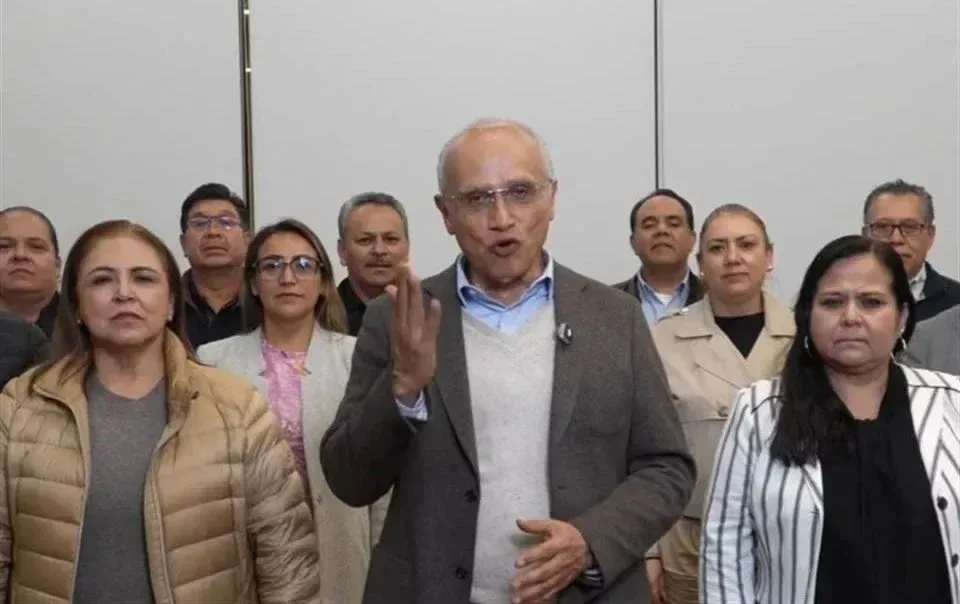 Trabajadores del IMSS rechazan aumento salarial y piden nuevas negociaciones