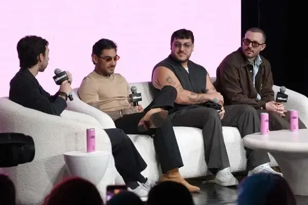 Grupo Frontera atribuye su éxito internacional a las emociones de sus canciones