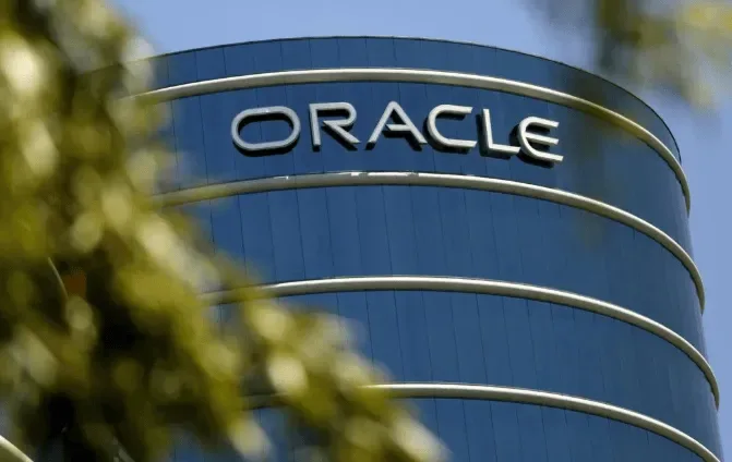 AstraZeneca y Oracle probarán inteligencia artificial en ensayos clínicos
