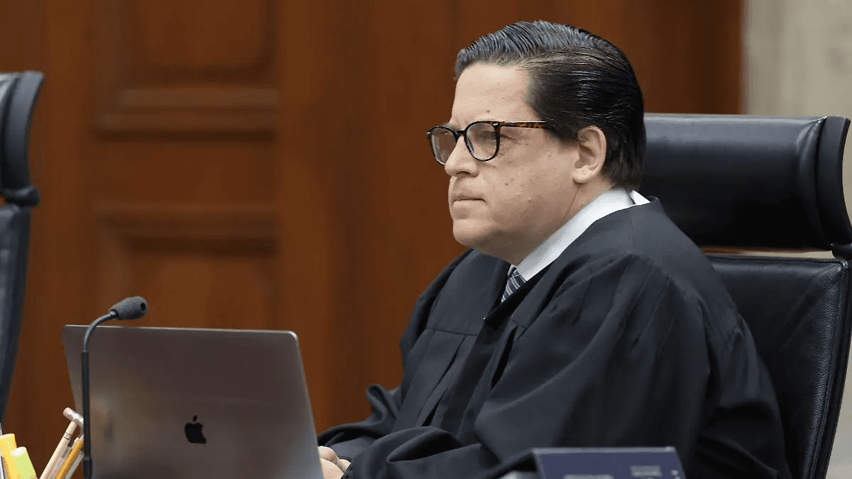 Corte regaló retratos pagados con dinero público a exministros Ortiz Mena y Piña Hernández