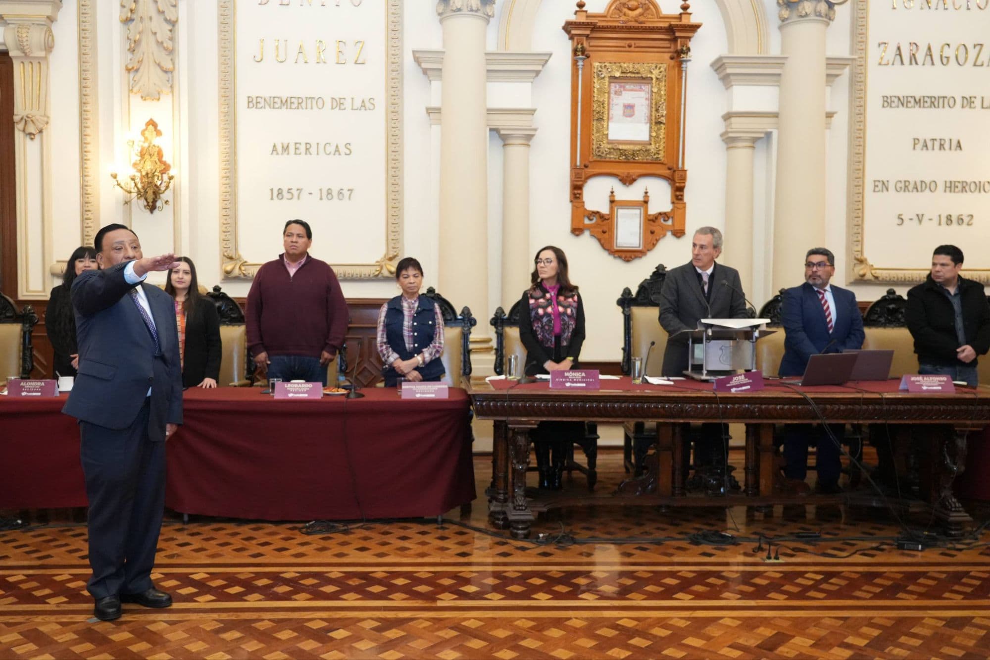 Aprueba Cabildo por unanimidad a Rufo Juárez Peñuela como secretario del Ayuntamiento